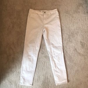 WHITE HIGH RISE JEGGING CROP
